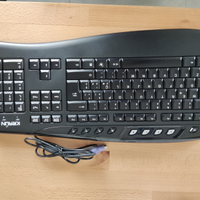 Tastiera + mouse ottico