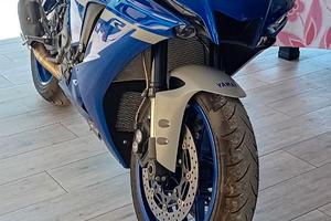 Moto r1 Yamaha 2021