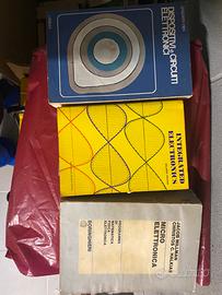 Libri storici di elettronica