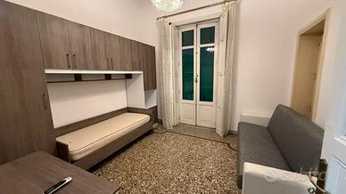 Via XXVII Luglio - Stanza con balcone