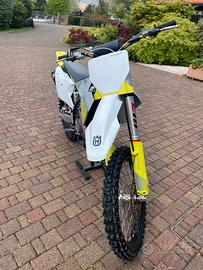 Moto da cross Husqvarna
