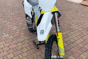Moto da cross Husqvarna