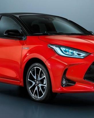 (nuova 6000km lounge )Toyota Yaris 1.5 130 Hybrid 