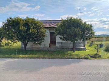 Vendita casa singola con terreno zona Cannella