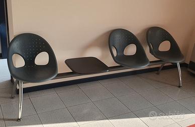 Panca d'attesa per uffico Lolita di Lucci & Orland