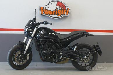 Benelli Leoncino 500 Stradale