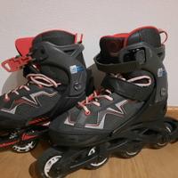 Roller ragazzo/a completo di protezioni e casco