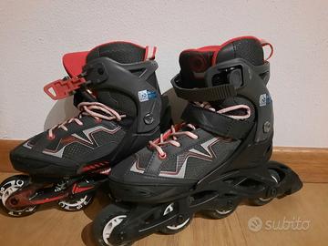 Roller ragazzo/a completo di protezioni e casco