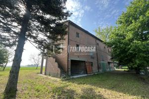 Casale da ristrutturare