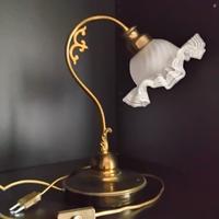 lampada vintage stile Liberty ottone e vetro 