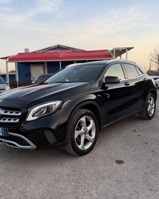 Mercedes-benz GLA 200 d Automatic Sport