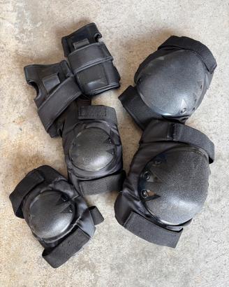 Set di protezioni per bici/pattini a rotelle..