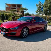 Maserati Ghibli  3.0 V6 ds 275cv Granlusso