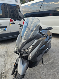 Yamaha xmax 400