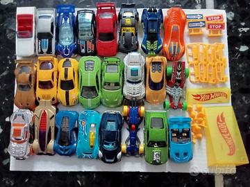 24 Hot Wheels + Camion Hot Wheels