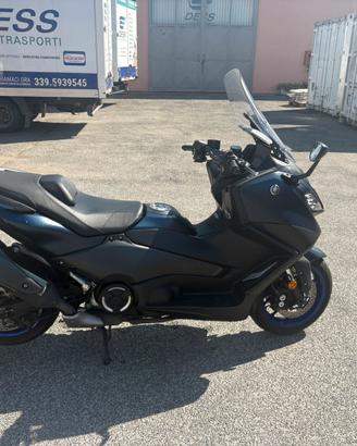 Tmax 560