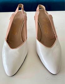 Scarpe vintage in morbida pelle e suola in cuoio