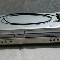 Lettore combinato DVD/VHS LG modello VC8804M