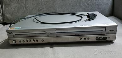 Lettore combinato DVD/VHS LG modello VC8804M