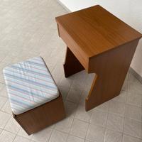 Mobile per macchina da cucire