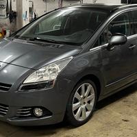 PEUGEOT 5008 1.6 HDI - CAMBIO AUTOMATICO - 7 POSTI