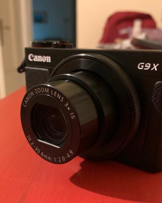 Canon powershot G9X