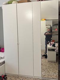 Armadio  4 ante co specchio