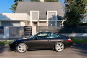 Porsche 996 carrera 4