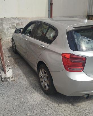  BMW serie 1 incidentata