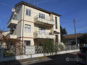 VILLA SINGOLA A COMACCHIO