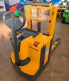 Transpallet elettrico Jungheinrich EJD 220