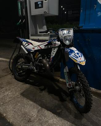 Husqvarna WR / SM 125