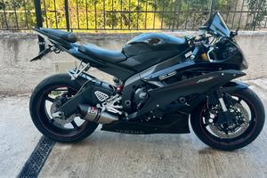 Yamaha r6