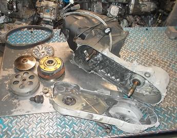 Typhoon 125 2T : motore centralina correttore