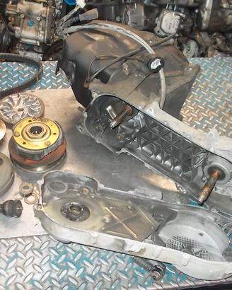 Typhoon 125 2T : motore centralina correttore