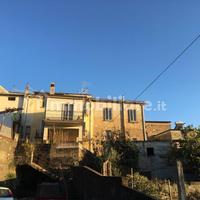 Vendita unità bifamiliare (2 appartamenti)