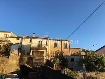 Vendita unità bifamiliare (2 appartamenti)