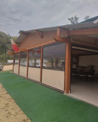 Gazebo in legno chiusura totale