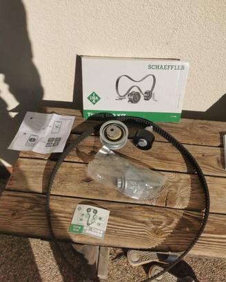 Cinghia distribuzione e pompa per motori 1.2 tfsi