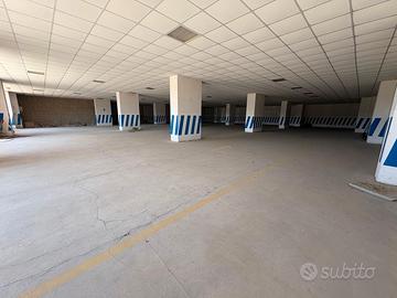 Garage per barche - gommoni - auto