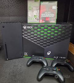 xbox serie x + 3 controller ricaricabil + gioco 