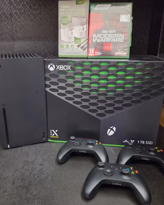 xbox serie x + 3 controller ricaricabil + gioco 