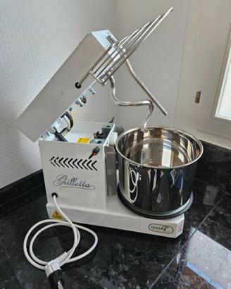 Impastatrice a spirale FAMAG Grilletta IM5-S 10V H
