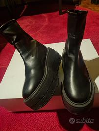 Meravigliosa scarpa stivaletto  CASADEI  (n.37)