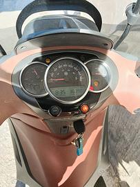 Piaggio Beverly 350 Gt