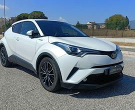 Toyota C-HR 1.8h Lounge 2wd e-cvt