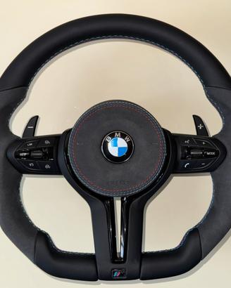 Volante BMW Msport tagliato in alcantara