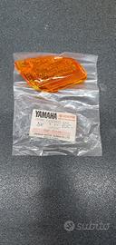 LENTE LAMPEGGIATORE POSTERIORE DESTRO YAMAHA MBK P
