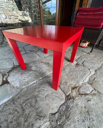 Tavolo quadrato rosso