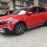 Fiat Tipo 1.5 Hybrid DCT 5 porte City Cross